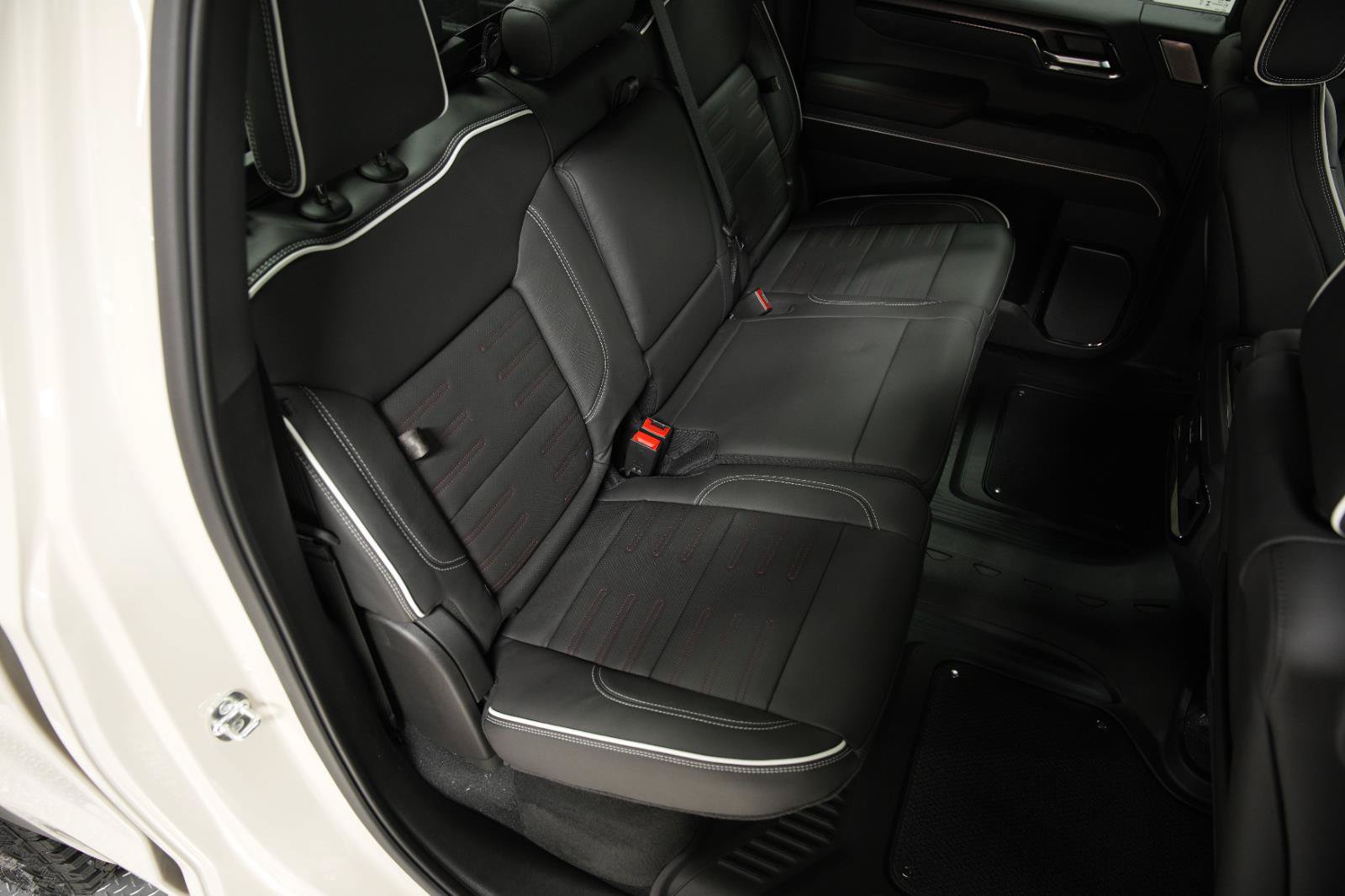 New 2026 GMC Sierra 1500 AT4X AWD/4WD image 15