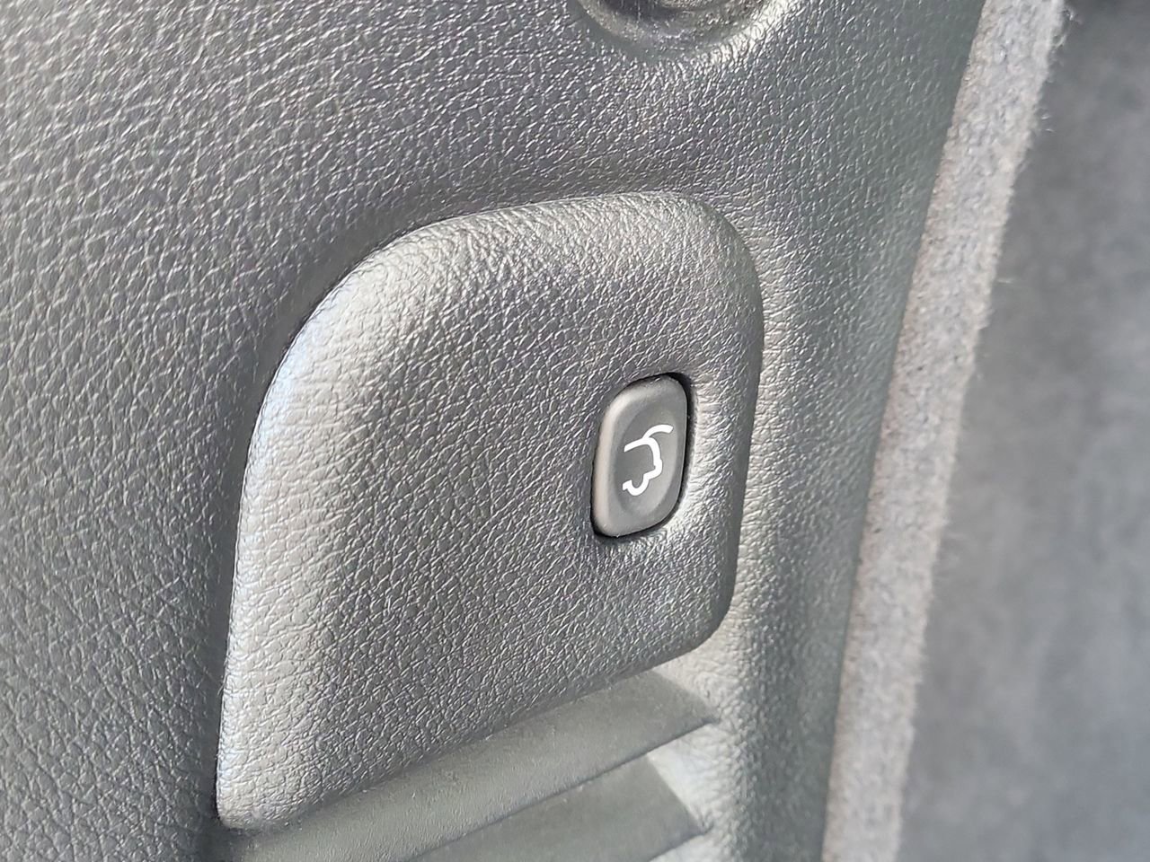 Used 2023 Dodge Durango R/T image 10