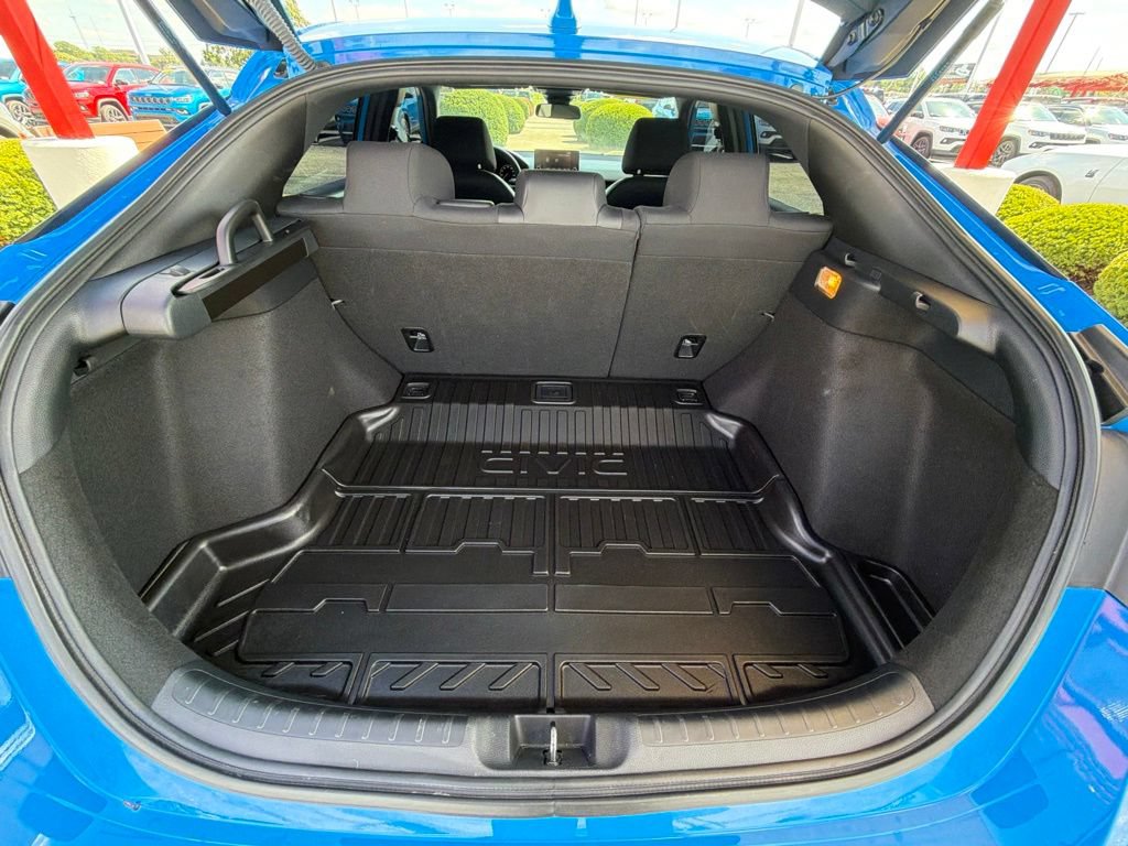 Used 2025 Honda Civic Sport image 25