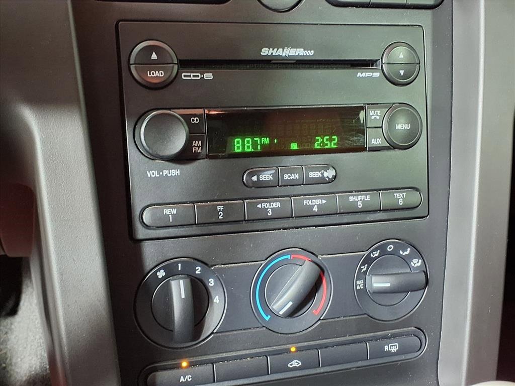 Used 2005 Ford Mustang GT image 17