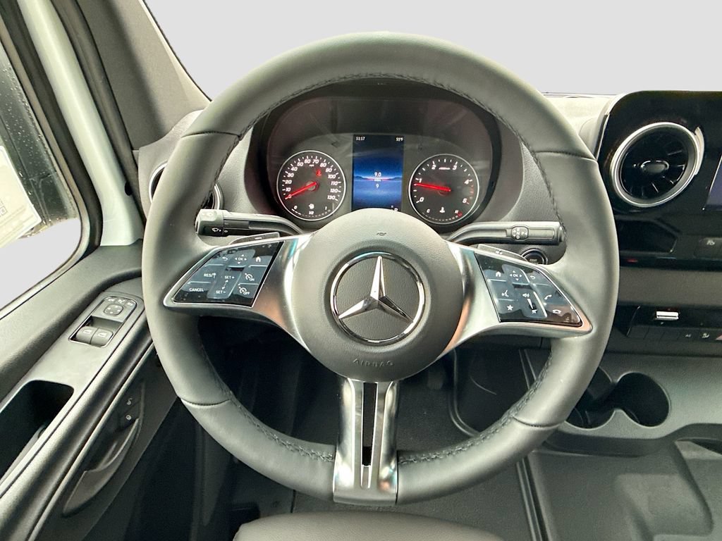 Used 2026 Mercedes-Benz Sprinter 2500 image 11