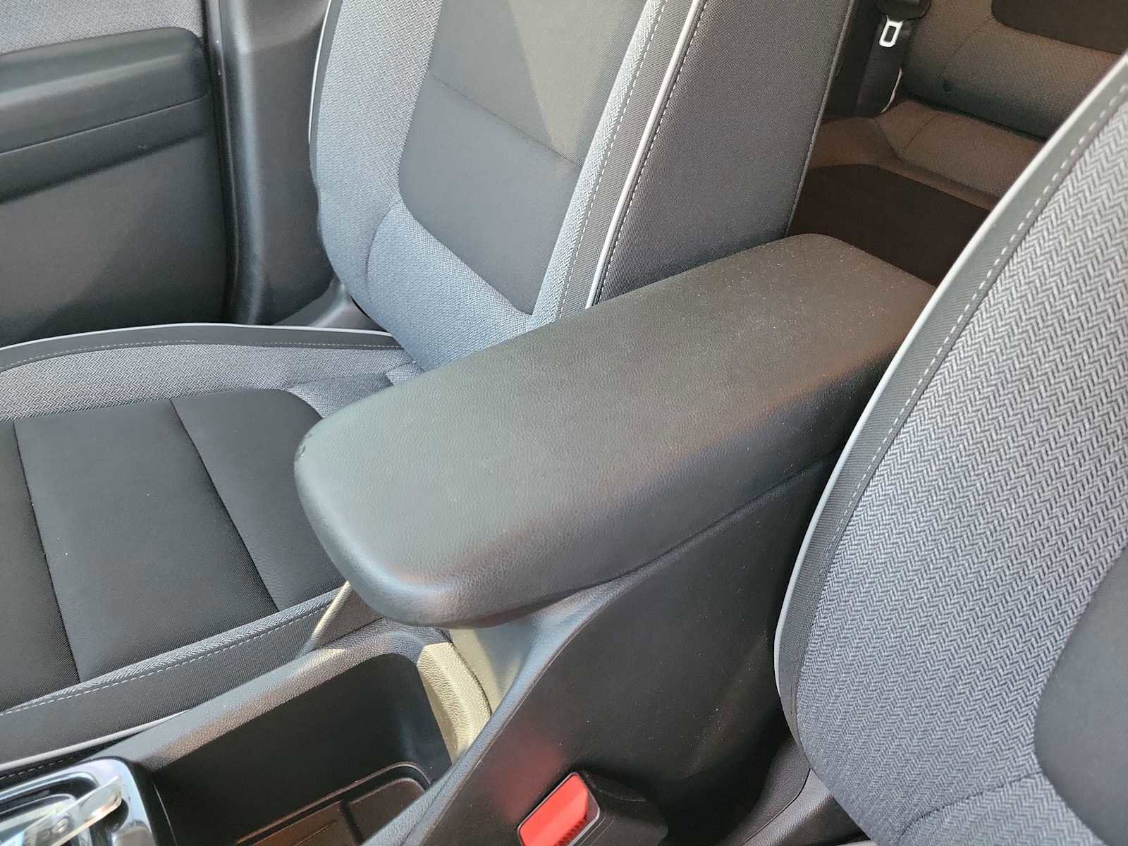 Used 2025 Chevrolet TrailBlazer LT w/ Convenience Package image 16