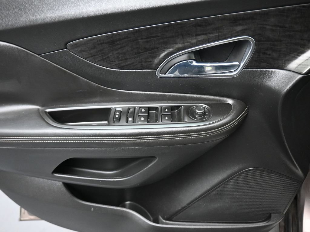 Used 2015 Buick Encore FWD image 10