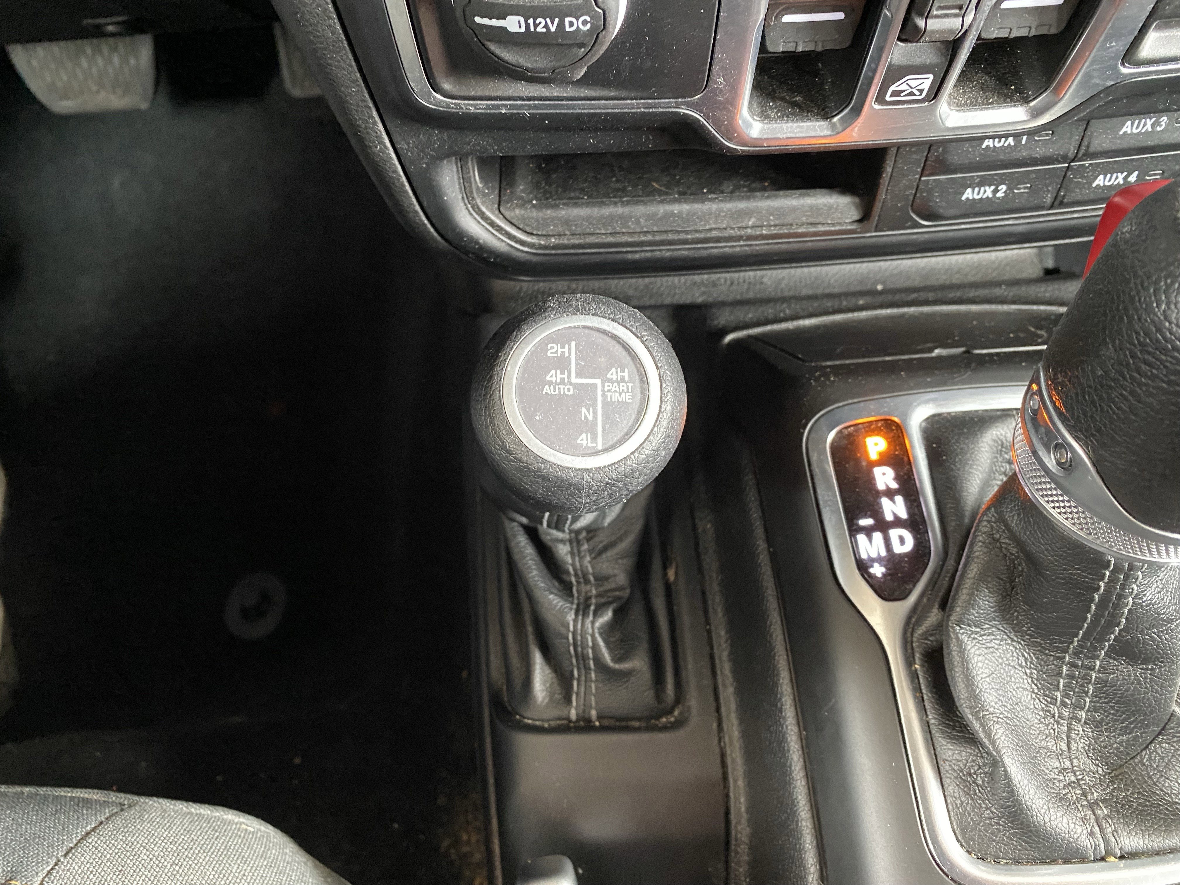 Used 2024 Jeep Wrangler Unlimited w/ Technology Group AWD/4WD image 45