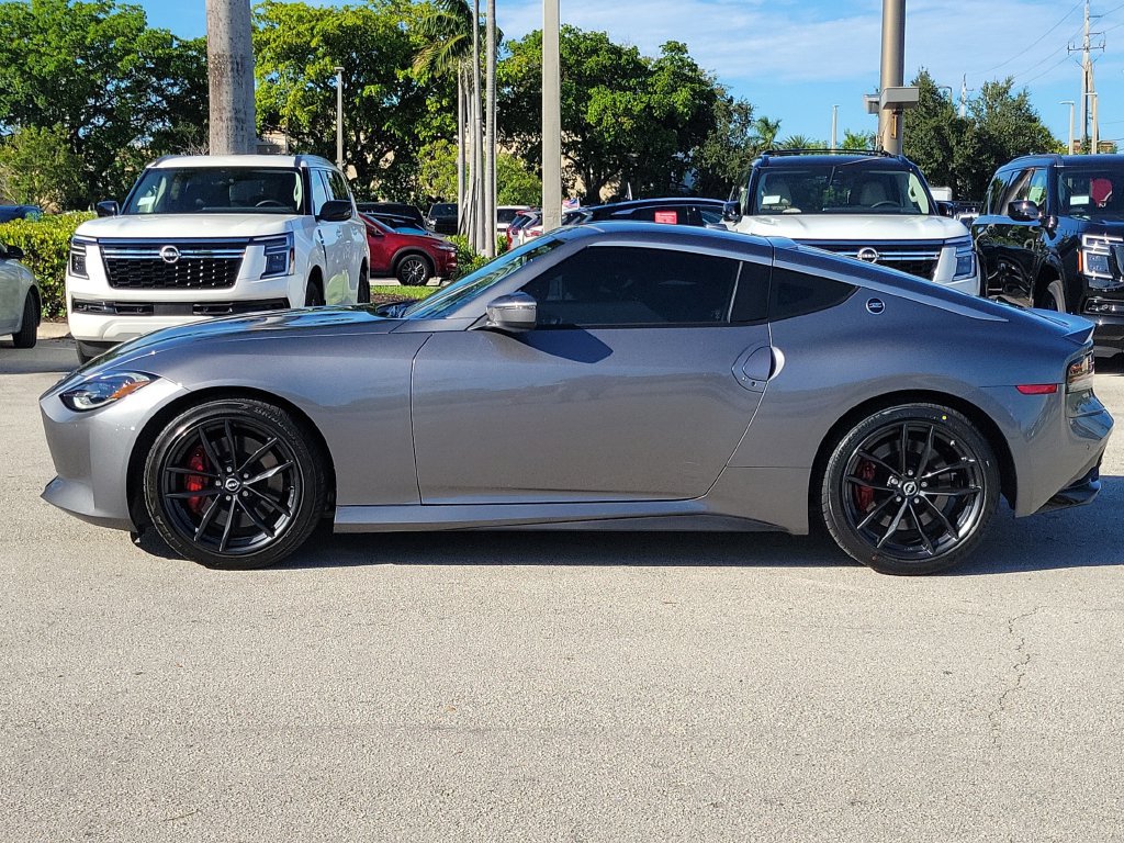 Certified 2025 Nissan Z Performance w/ Floor Mat Package RWD image 12