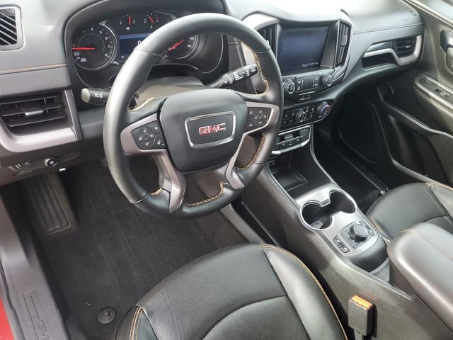 Used 2023 GMC Terrain AT4 image 9