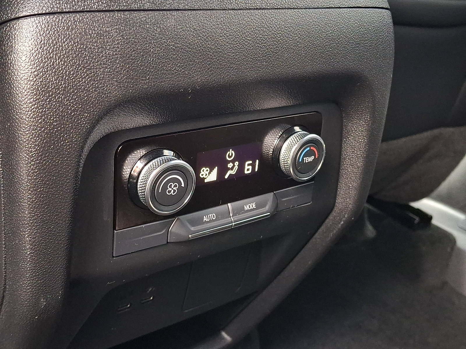 Certified 2026 Buick Enclave Preferred AWD/4WD image 13