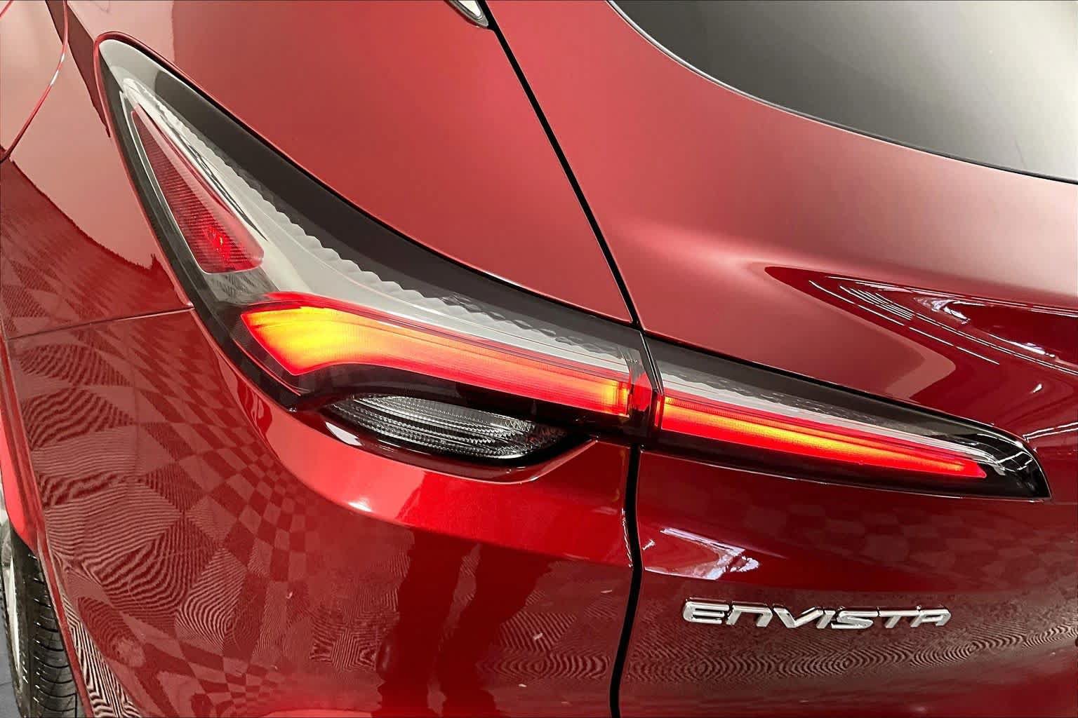 Certified 2025 Buick Envista Avenir FWD image 27