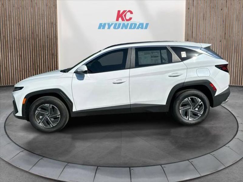 New 2025 Hyundai Tucson Blue image 8