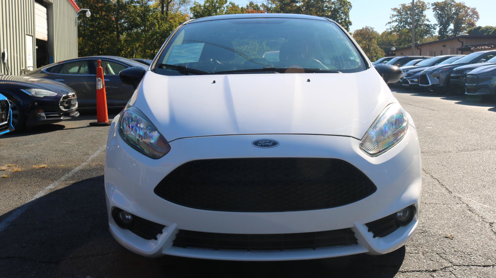 Used 2019 Ford Fiesta ST-Line FWD image 2