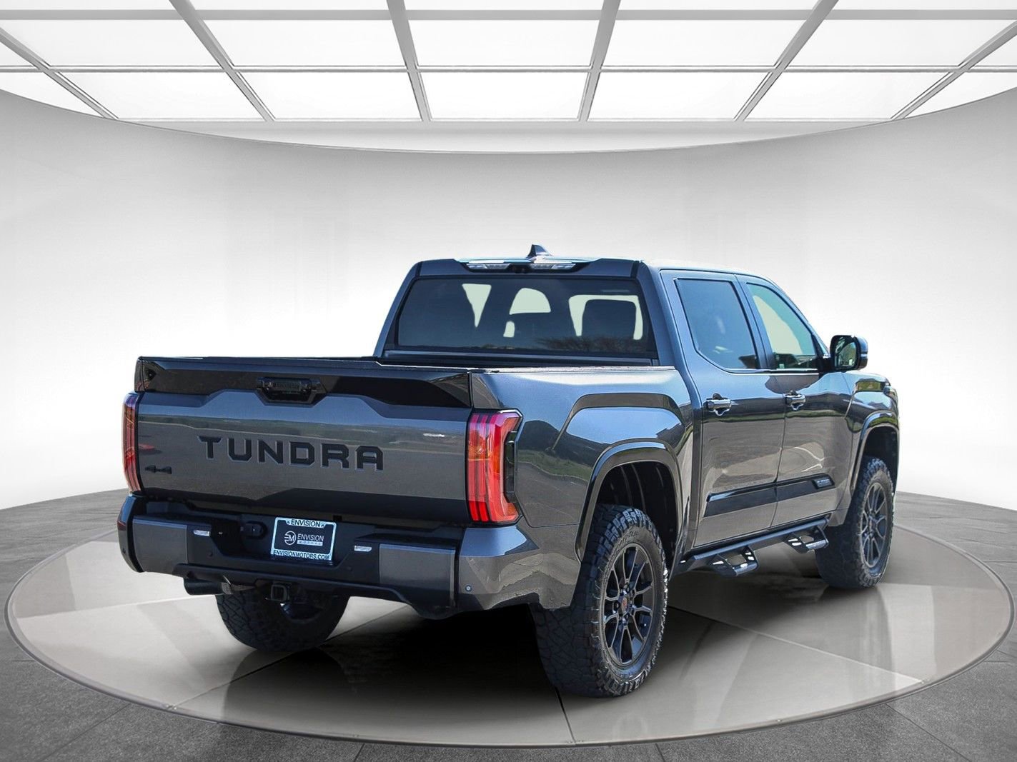 Used 2024 Toyota Tundra Platinum image 4