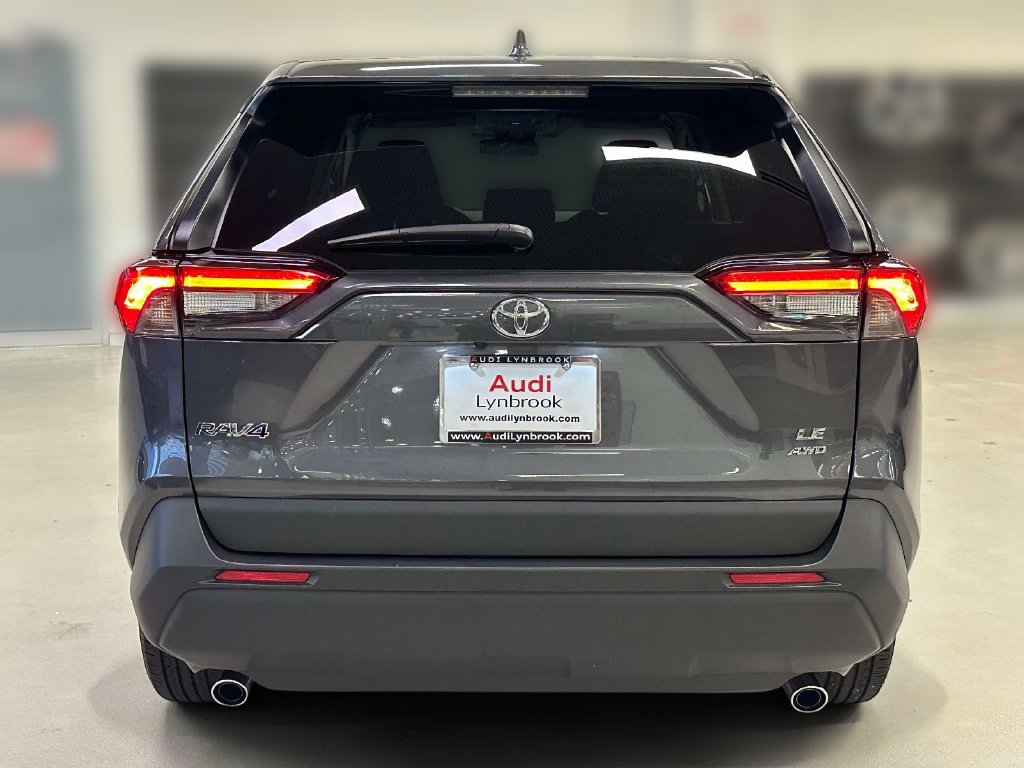 Used 2023 Toyota RAV4 LE AWD/4WD image 5