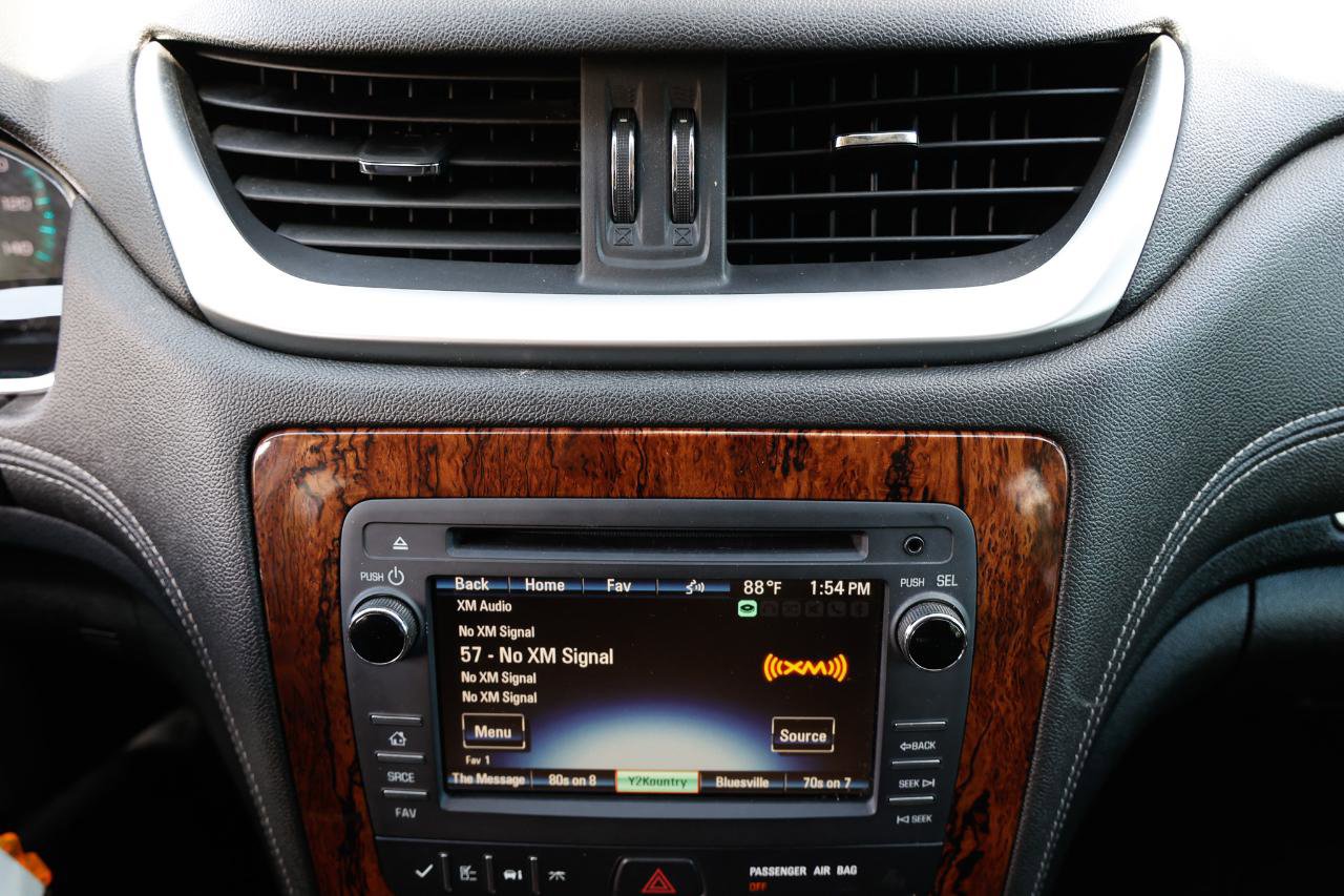 Used 2014 Chevrolet Traverse LT w/ All-Star Edition image 32