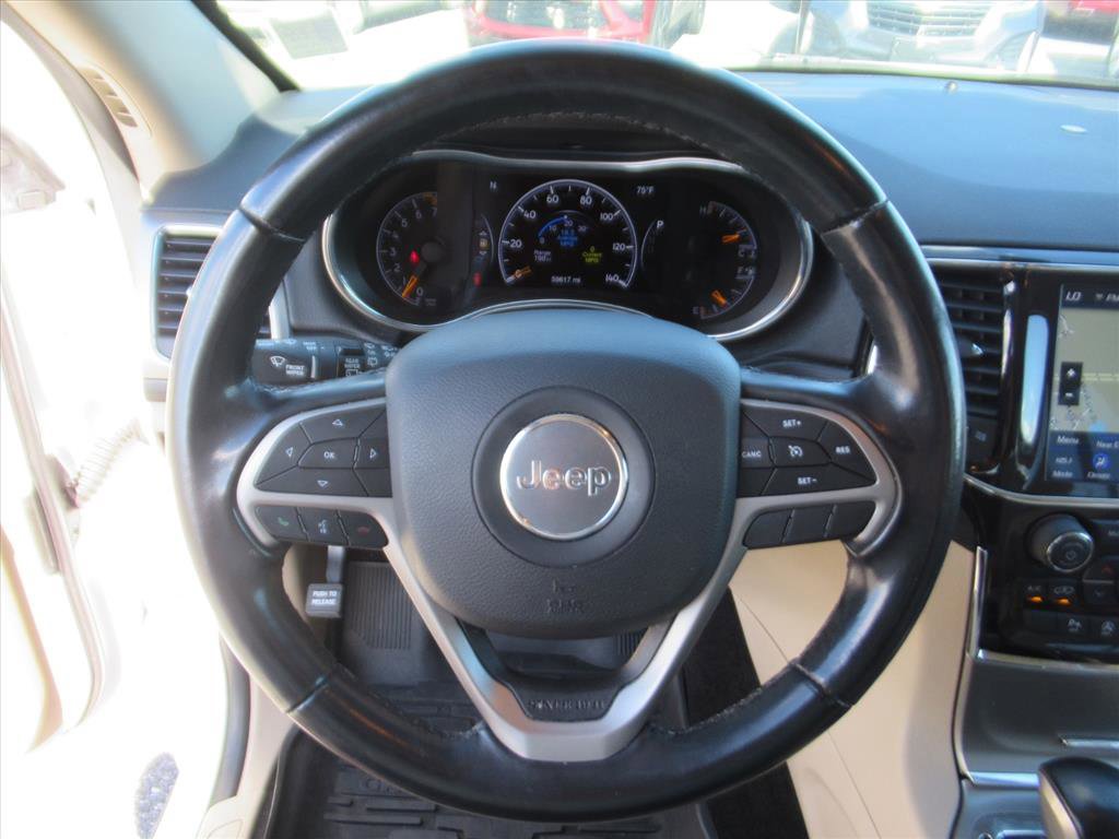 Used 2022 Jeep Grand Cherokee Laredo E image 18