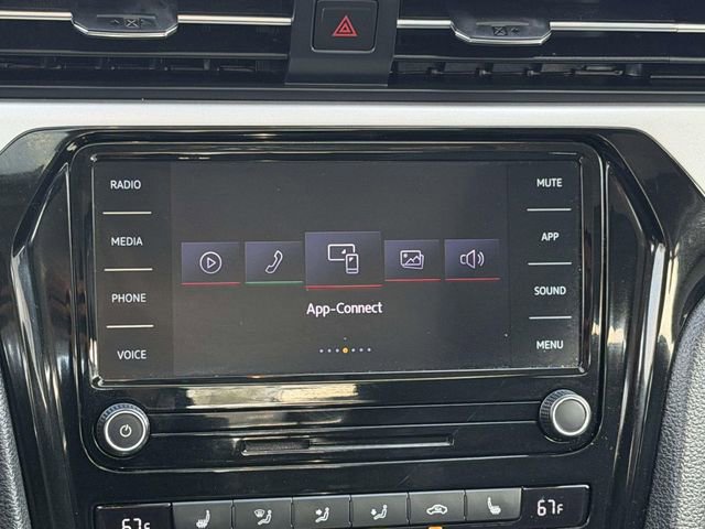 Used 2022 Volkswagen Passat 2.0T SE image 16