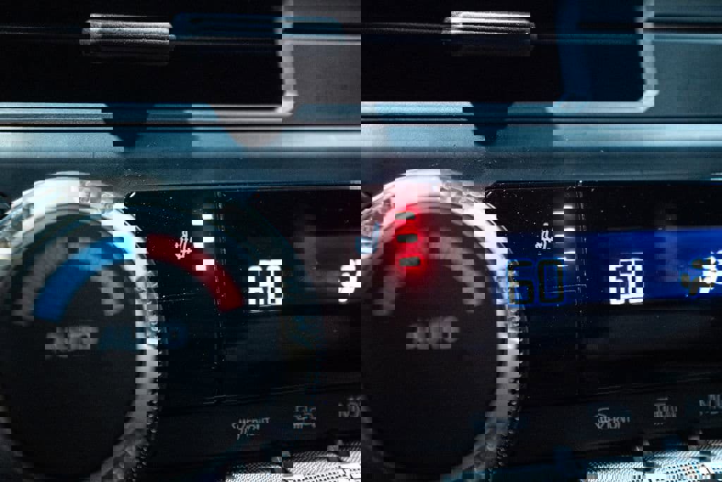 Certified 2025 Toyota Tacoma TRD Off-Road image 30