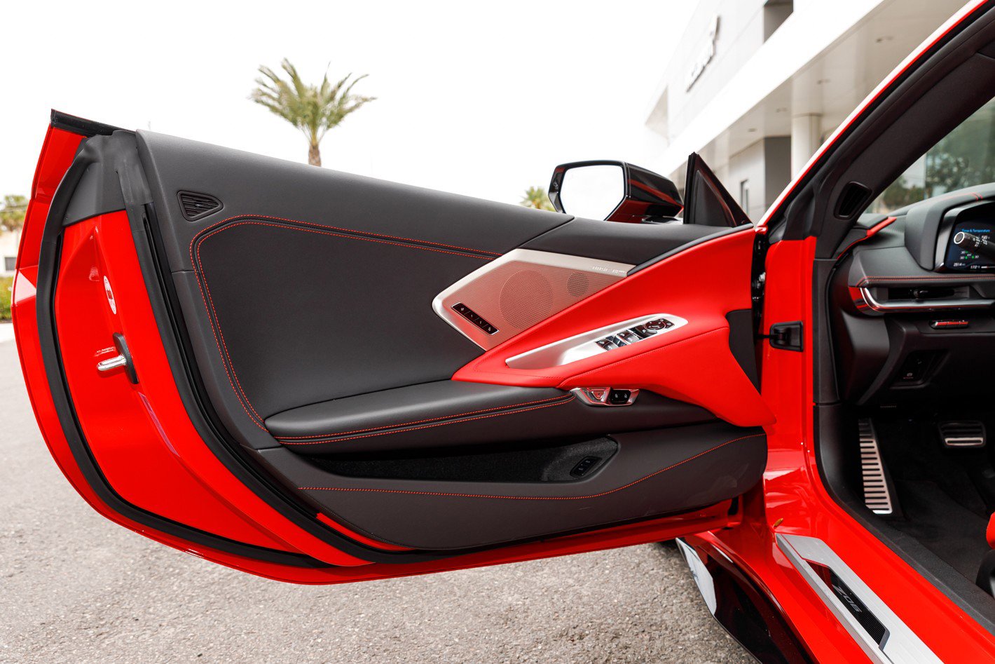 Used 2025 Chevrolet Corvette Z06 image 27