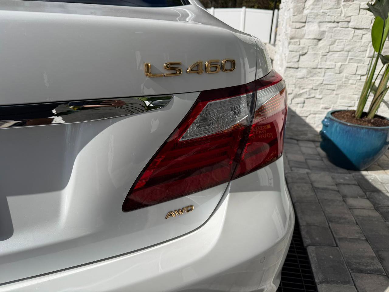 Used 2011 Lexus LS 460 AWD w/ Comfort Pkg image 14