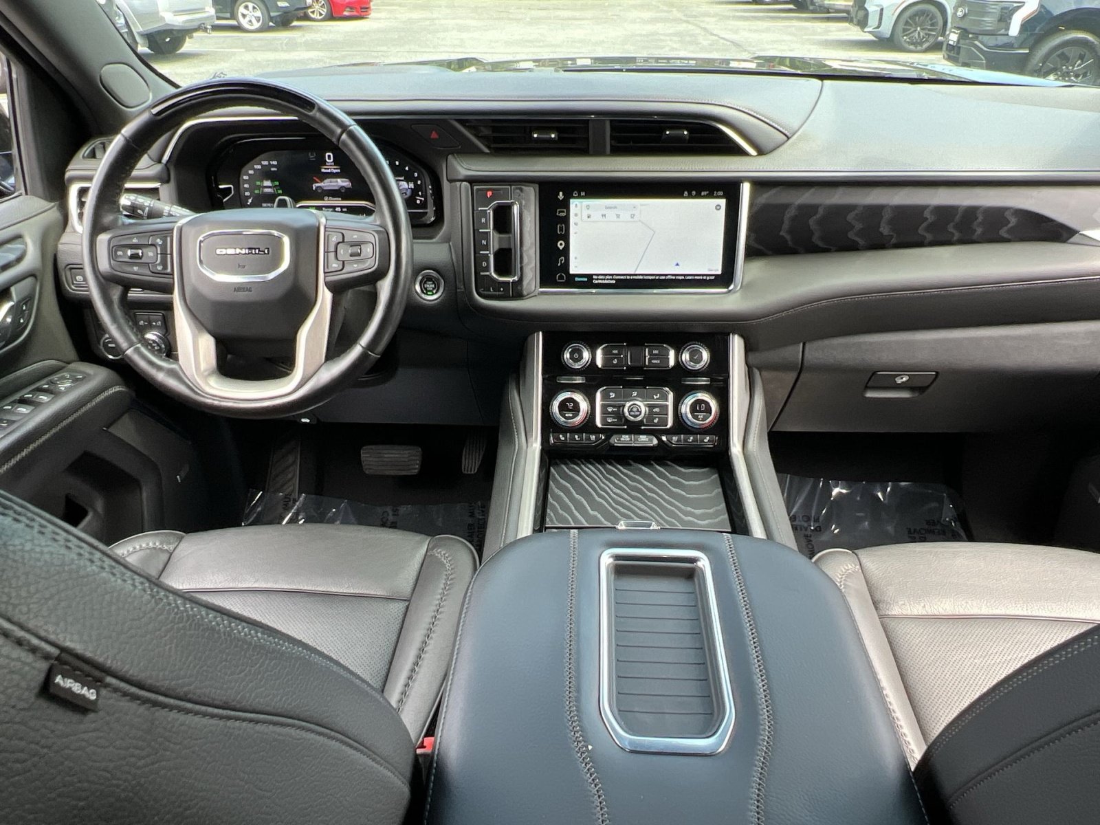 Used 2023 GMC Yukon XL Denali w/ Advanced Technology Package AWD/4WD image 22