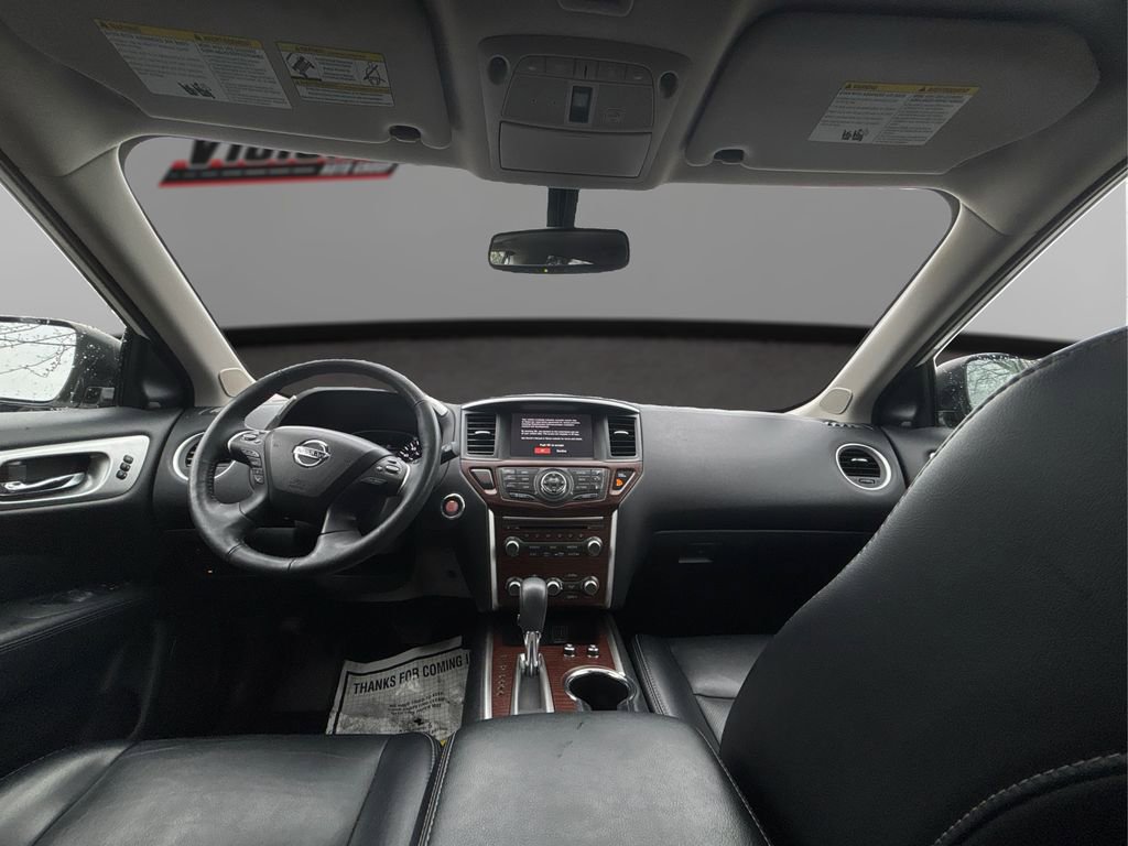 Used 2019 Nissan Pathfinder Platinum image 29