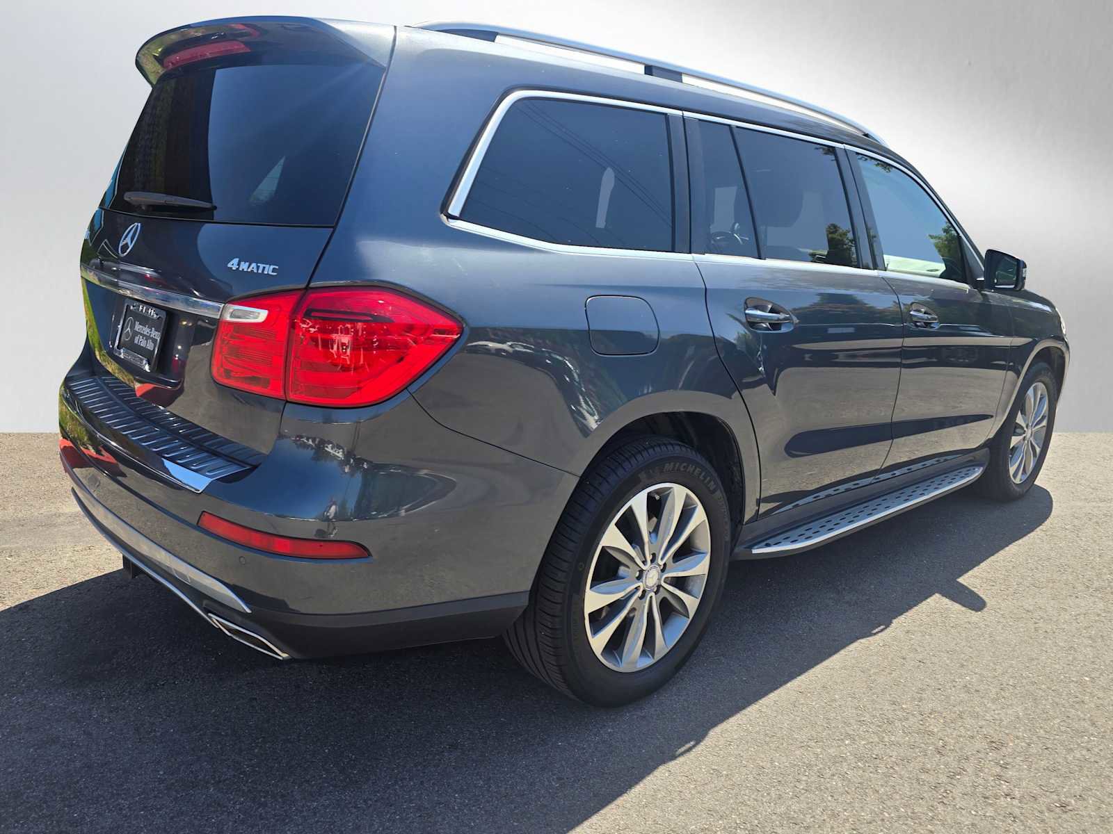 Used 2013 Mercedes-Benz GL 450 4MATIC image 3