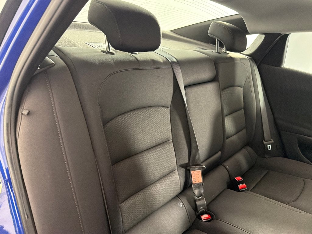 Used 2023 Chevrolet Malibu LT FWD image 21