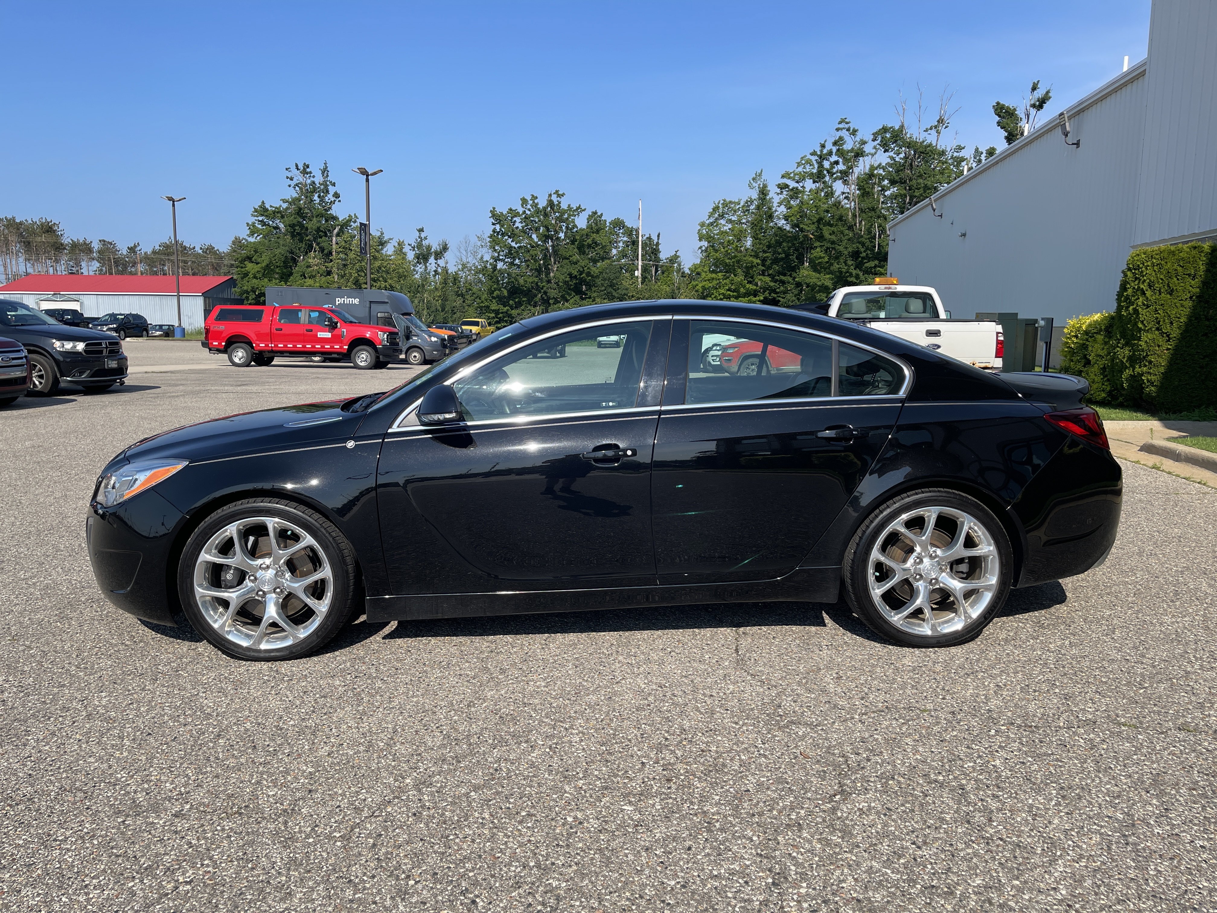 Used 2017 Buick Regal GS w/ Driver Confidence Package #2 AWD/4WD image 6