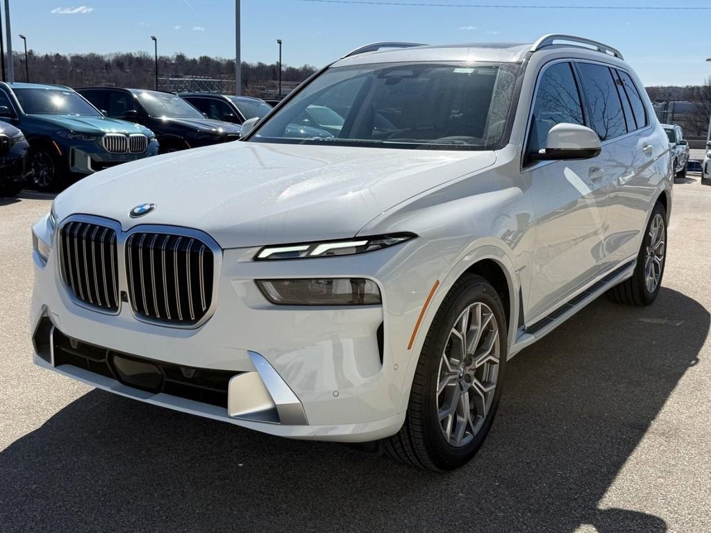 Certified 2023 BMW X7 xDrive40i w/ Premium Package image 8