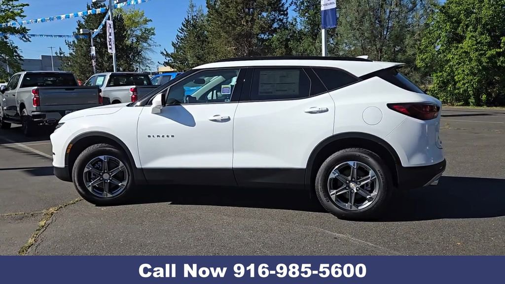 New 2026 Chevrolet Blazer LT w/ Convenience Package image 8