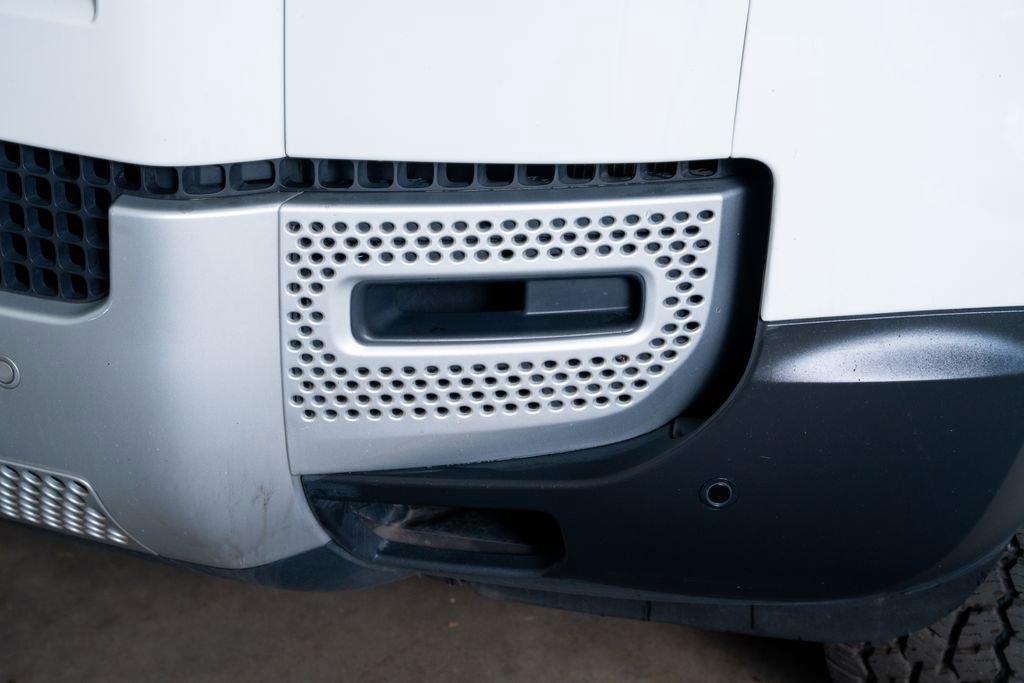 Used 2022 Land Rover Defender 90 S AWD/4WD image 14