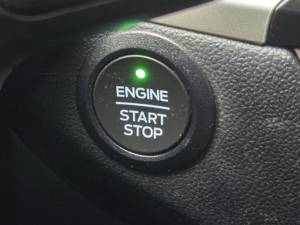 Used 2021 Ford Escape SEL w/ Technology Package FWD image 18
