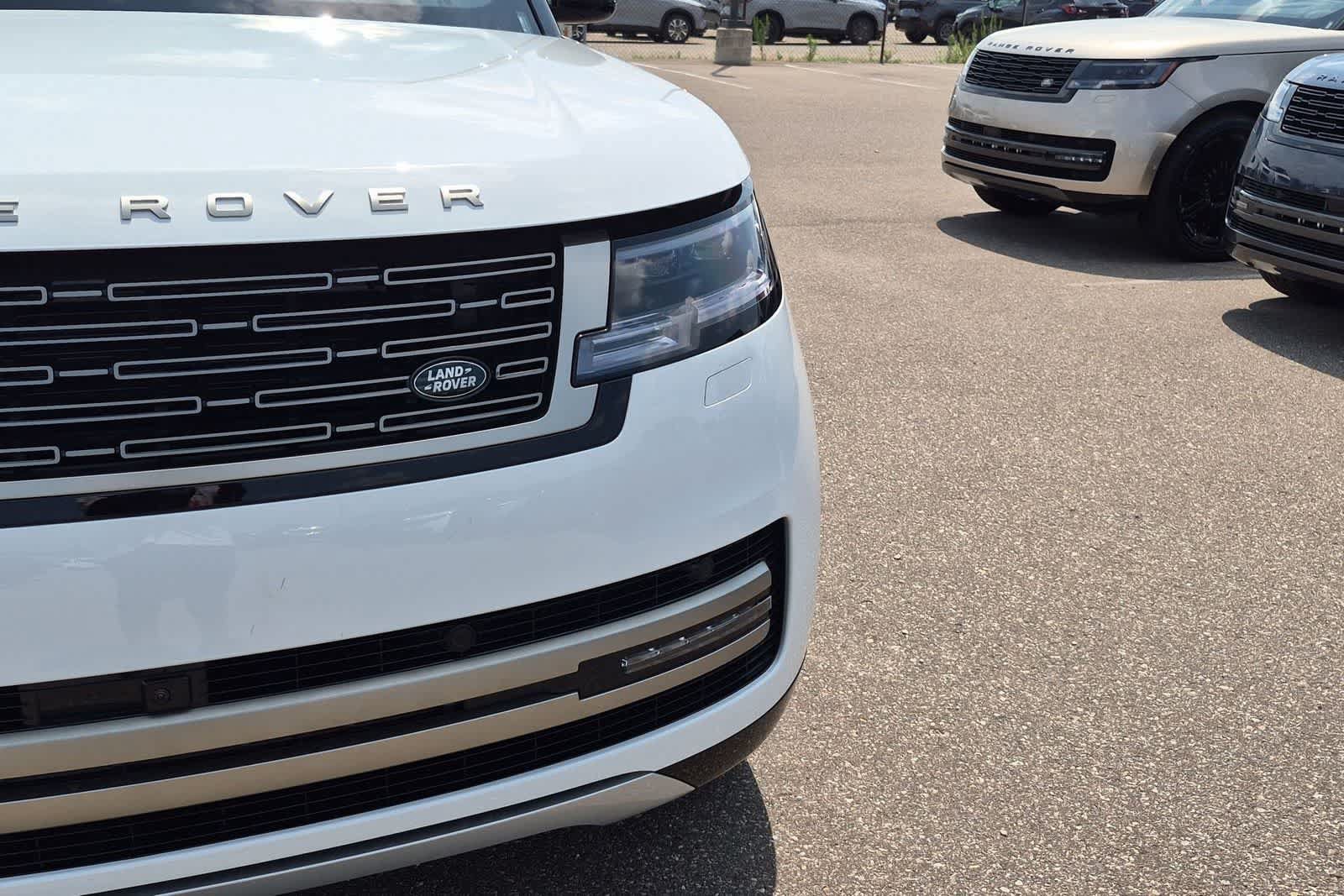 New 2026 Land Rover Range Rover SE AWD/4WD image 10