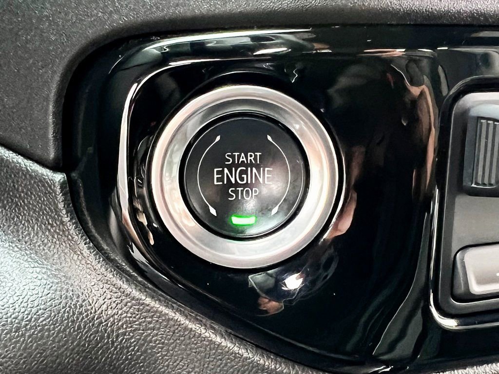 Used 2024 Chevrolet Silverado 1500 ZR2 w/ Technology Package image 10