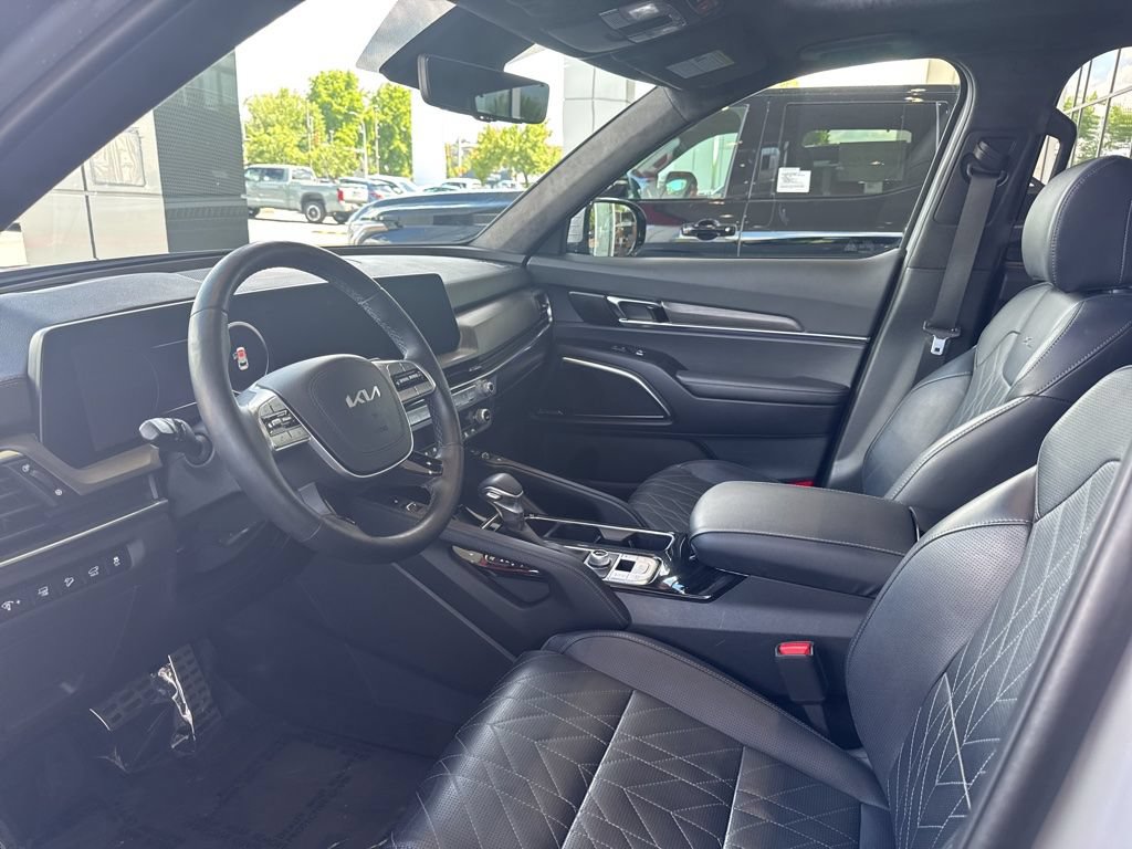 Used 2024 Kia Telluride SX Prestige X-Pro AWD/4WD image 3