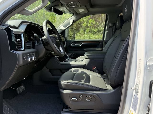 New 2026 GMC Sierra 2500 Denali w/ Denali Reserve Package AWD/4WD image 11