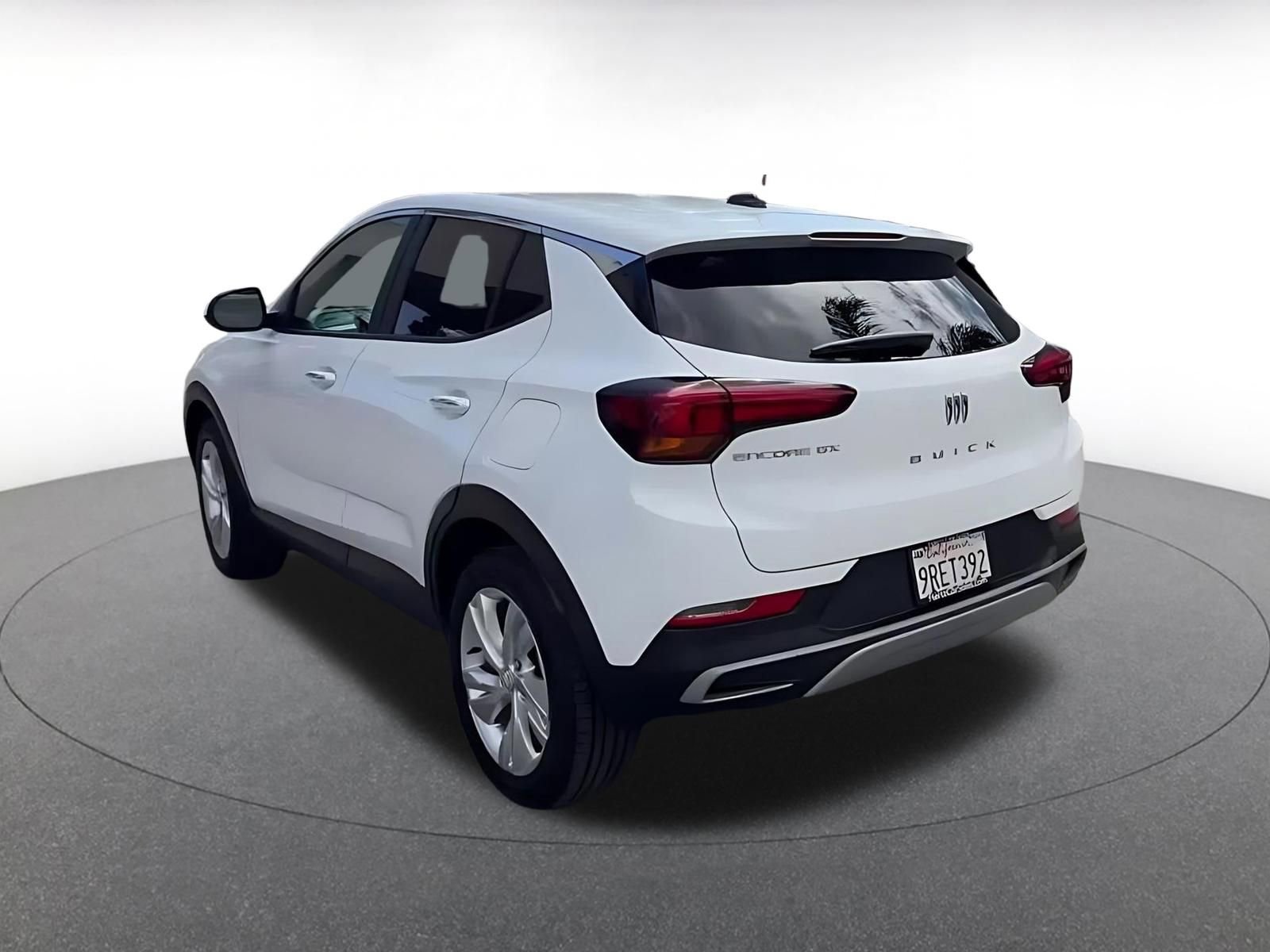 Used 2025 Buick Encore GX Preferred image 9