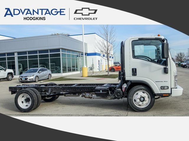 New 2025 Chevrolet Low Cab Forward 5500XG RWD image 2