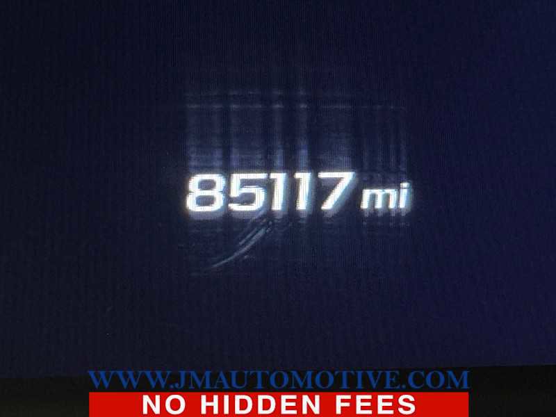 Used 2017 Chevrolet Tahoe LT image 24