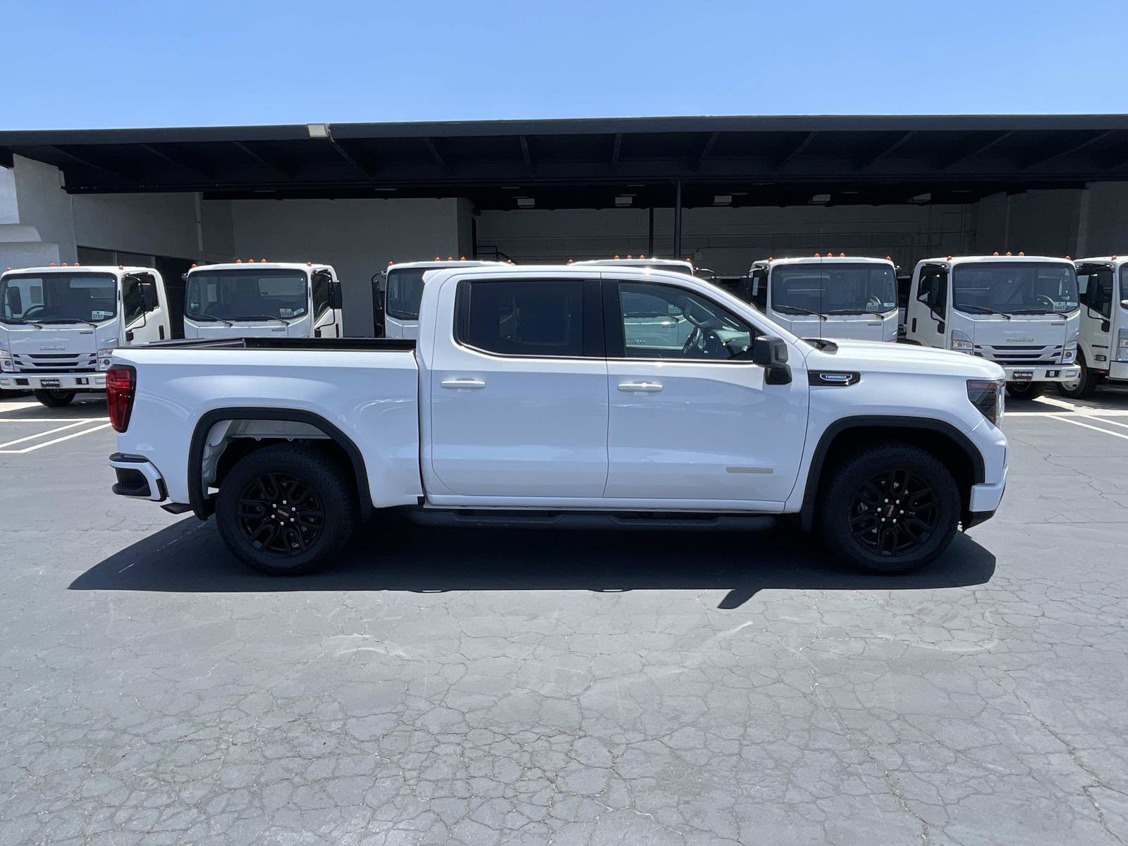 Used 2026 GMC Sierra 1500 Elevation w/ Elevation Select Package RWD image 4
