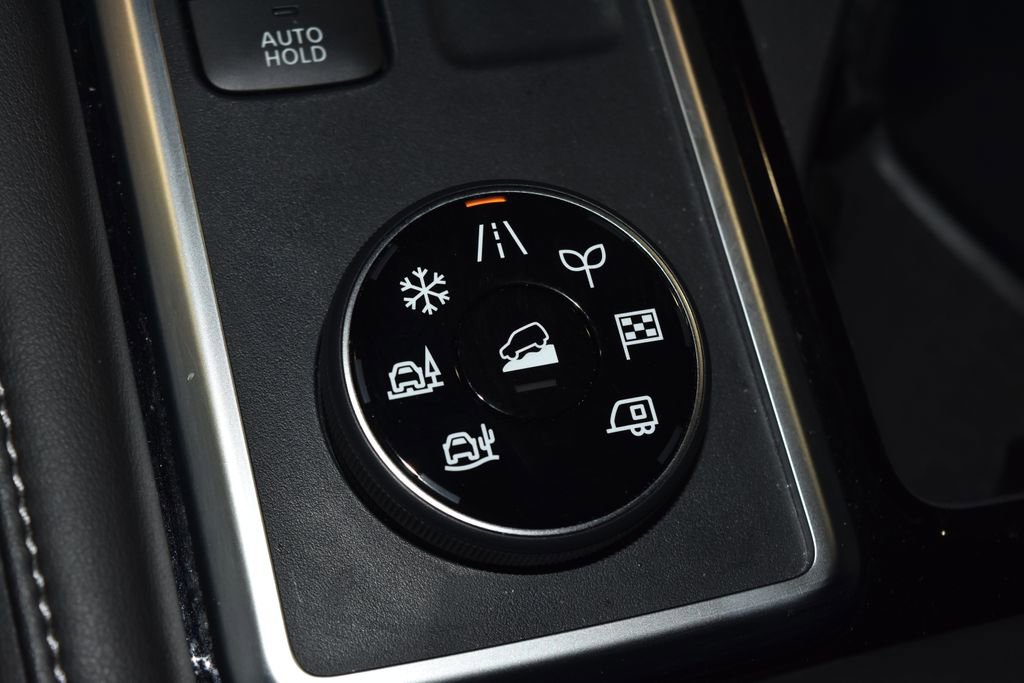 Certified 2024 Nissan Pathfinder SV image 14