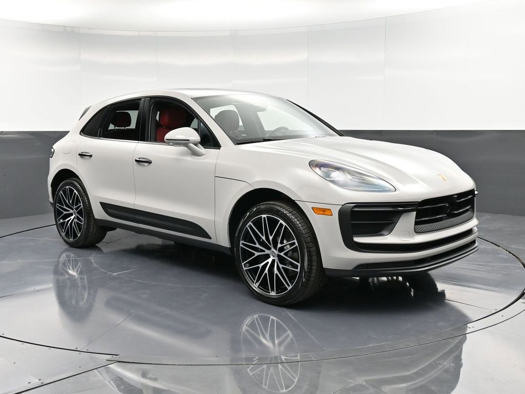 New 2026 Porsche Macan image 10