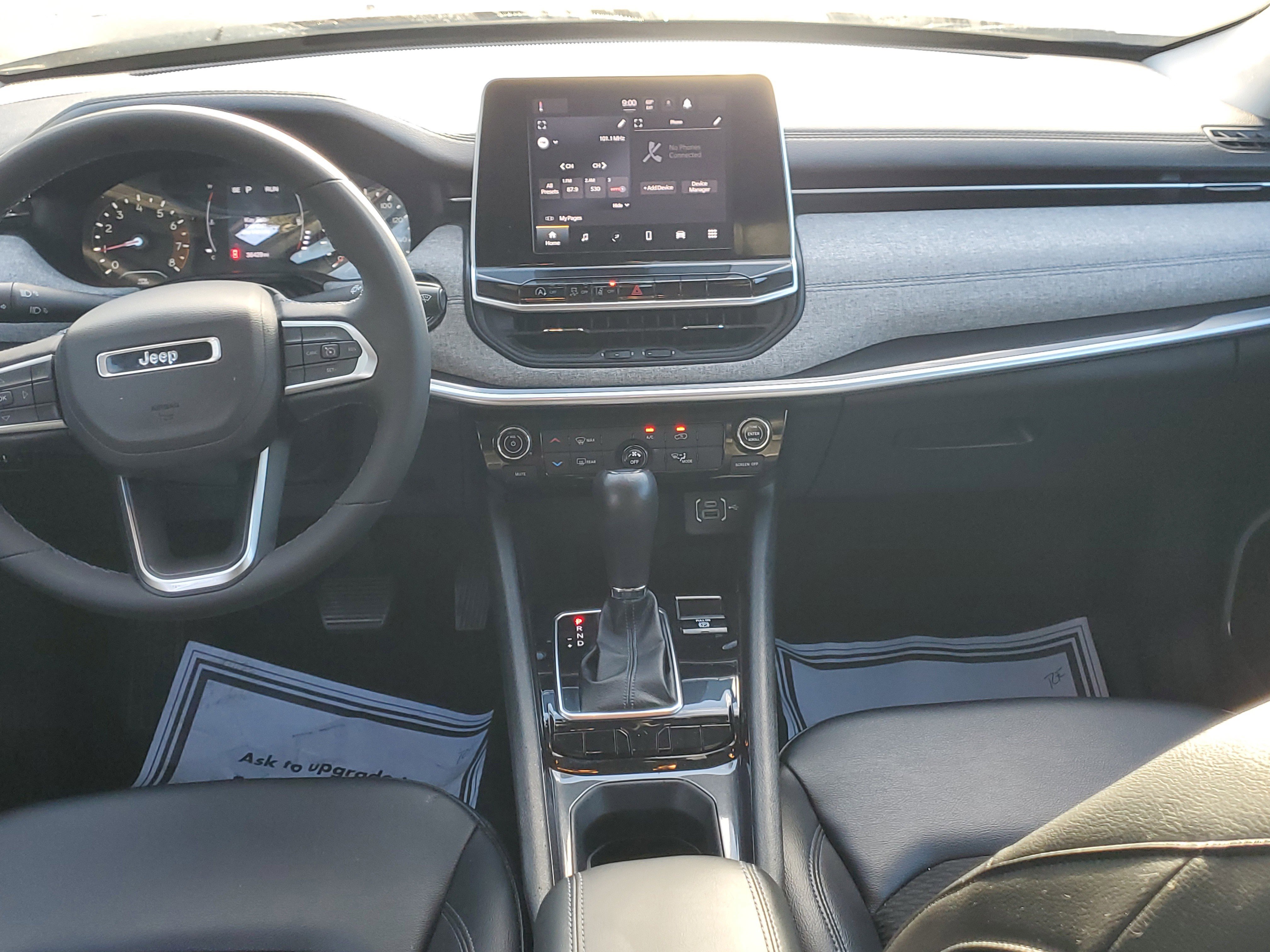 Used 2022 Jeep Compass Latitude image 14