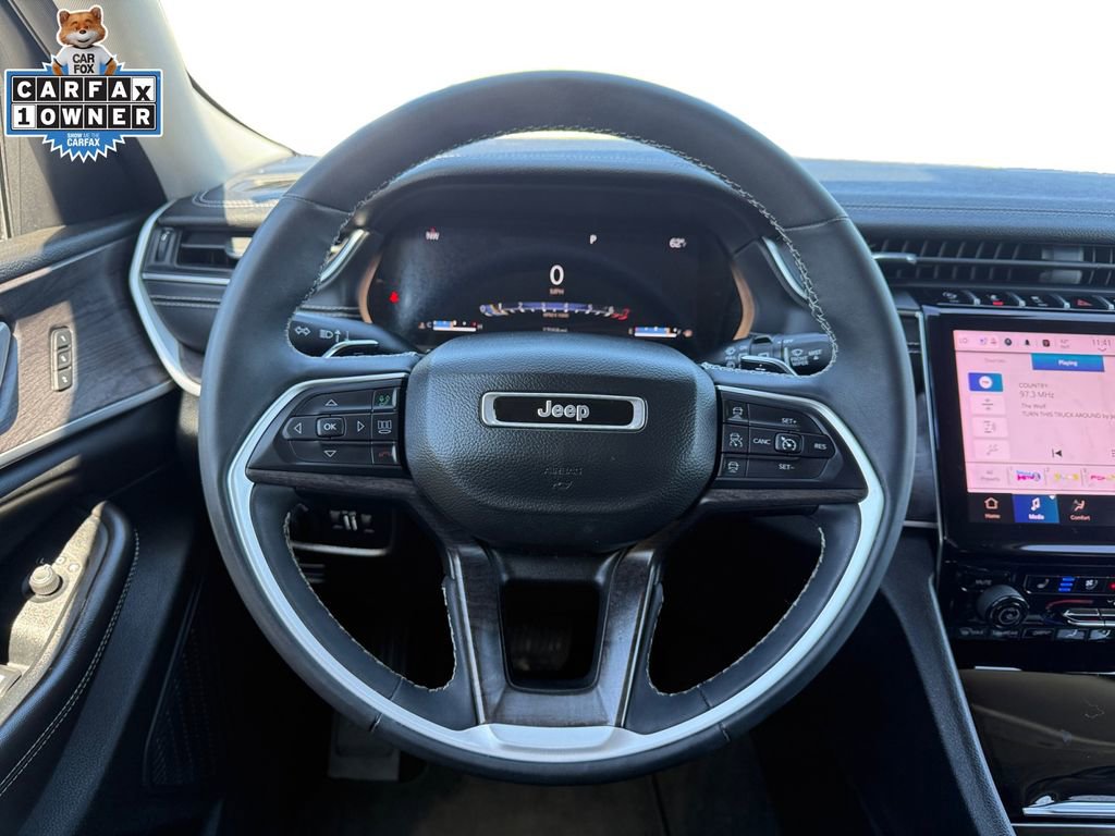 Used 2023 Jeep Grand Cherokee Limited w/ Luxury Tech Group II AWD/4WD image 12