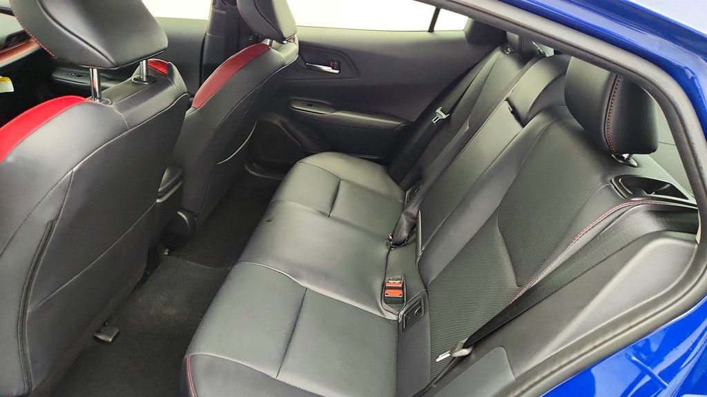 Used 2025 Toyota Prius Plug-In Hybrid image 21