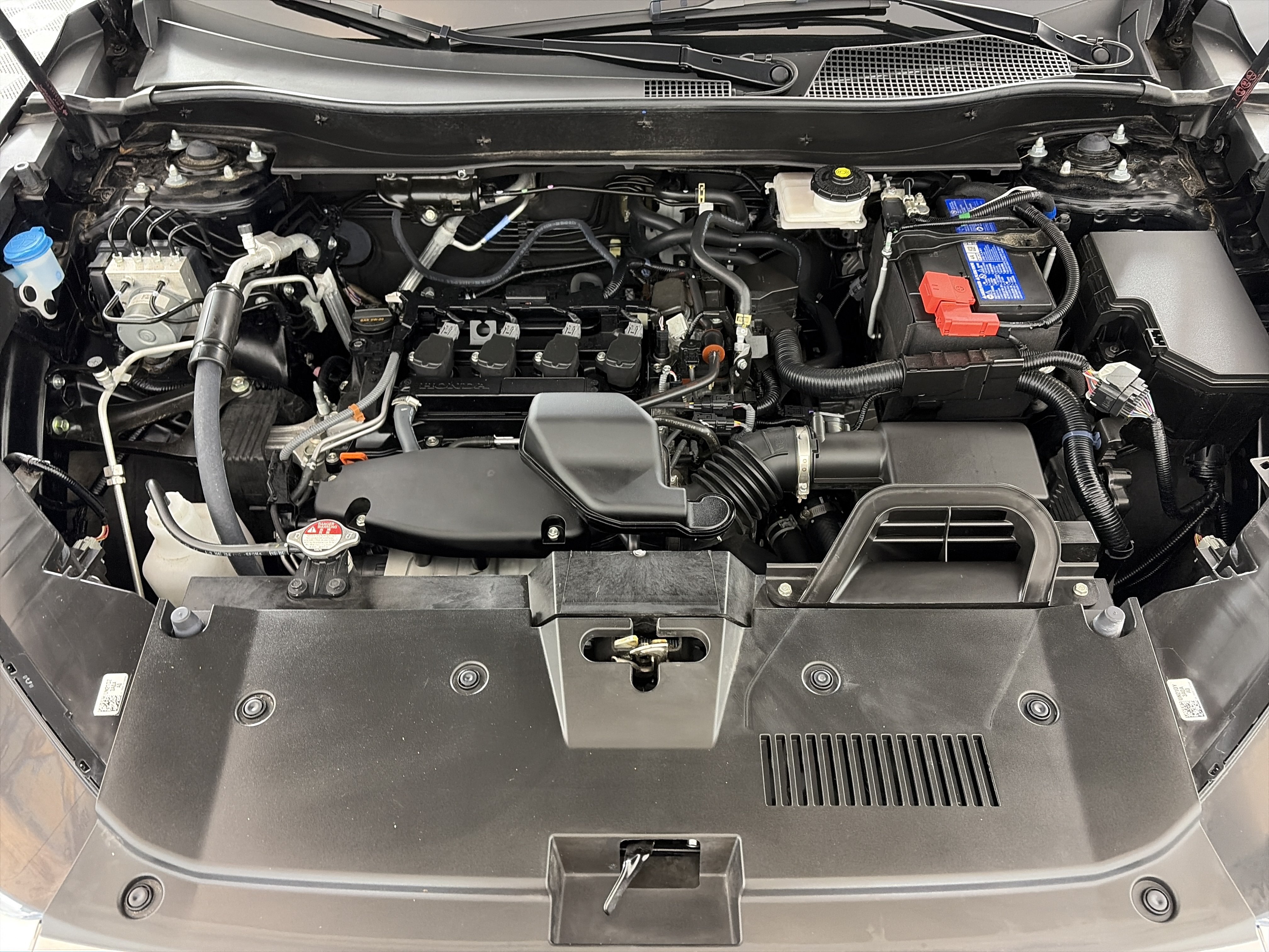 Used 2025 Honda CR-V LX image 11