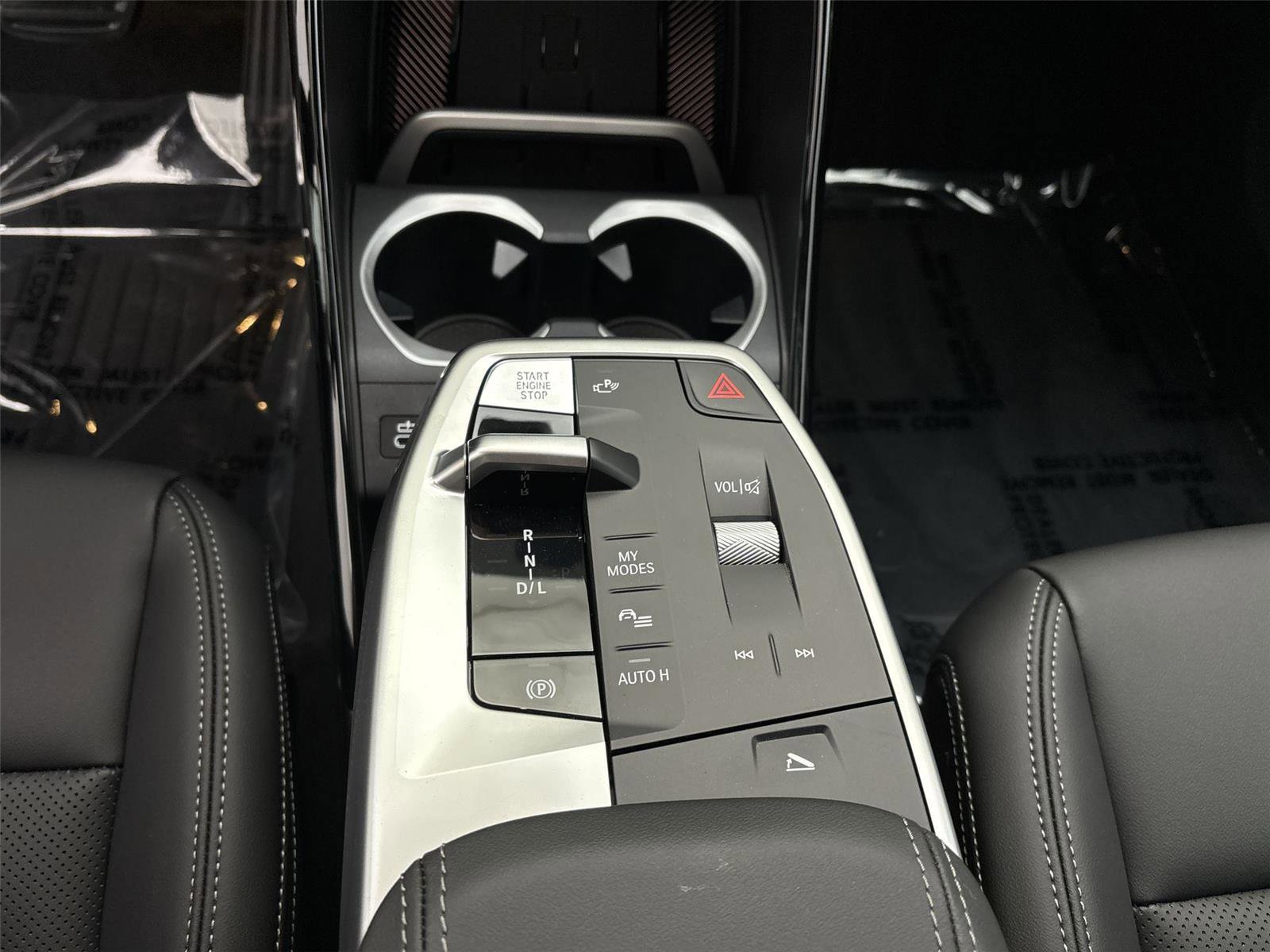 New 2025 BMW X1 xDrive28i w/ Technology Package image 23