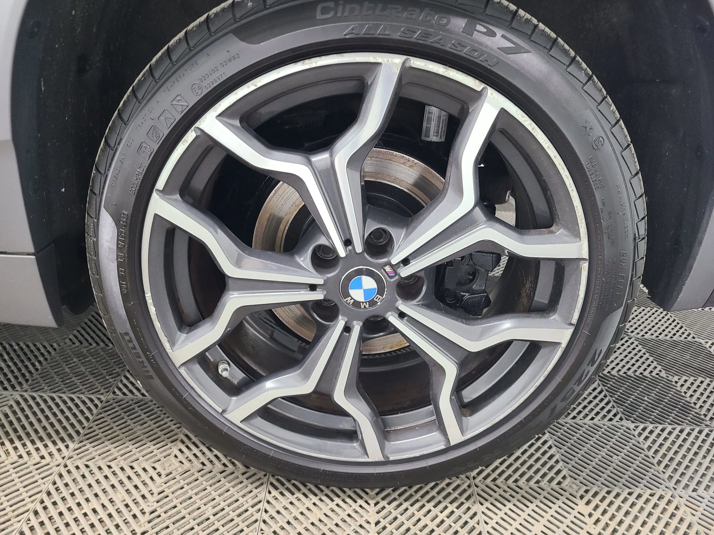 Used 2018 BMW X2 xDrive28i w/ M SportX Package image 17