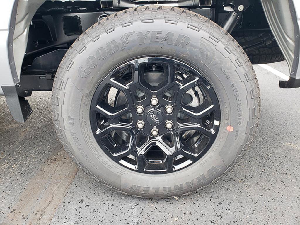 New 2025 Ford F150 XLT image 12