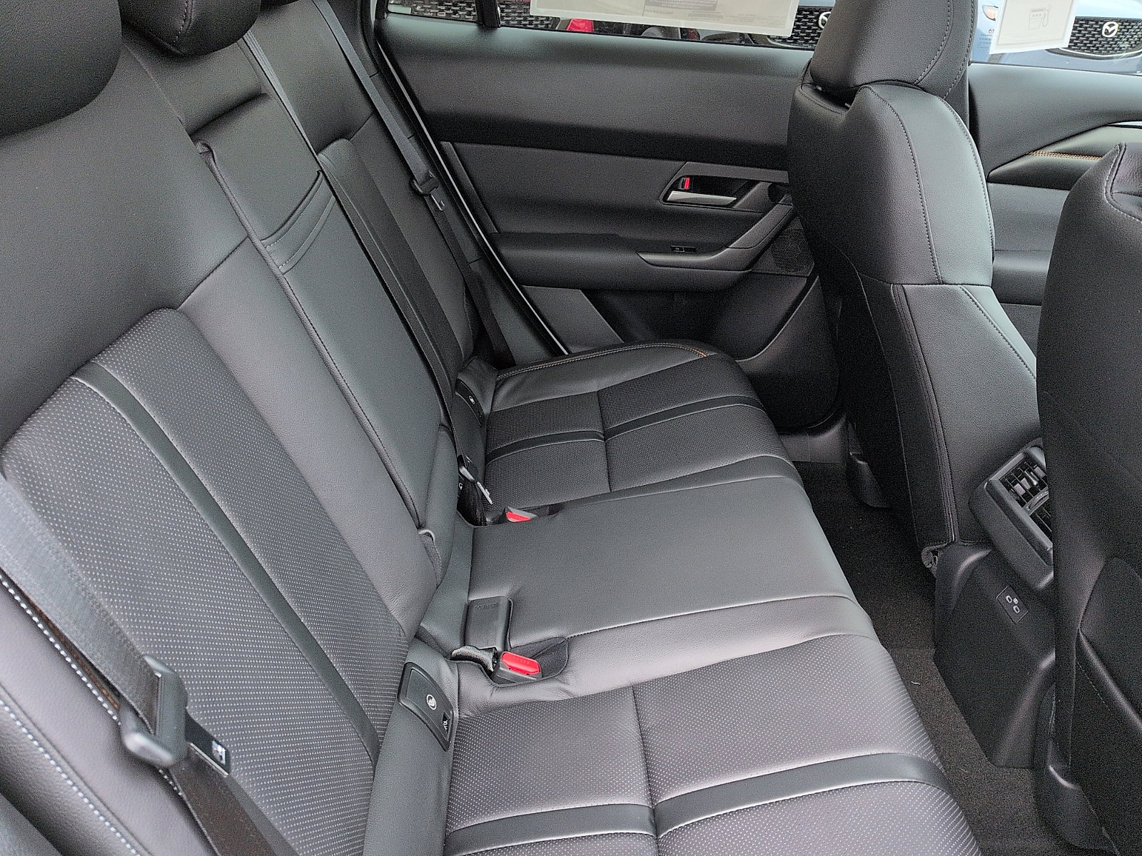 New 2026 MAZDA CX-50 AWD 2.5 Hybrid w/ Premium Pkg image 8