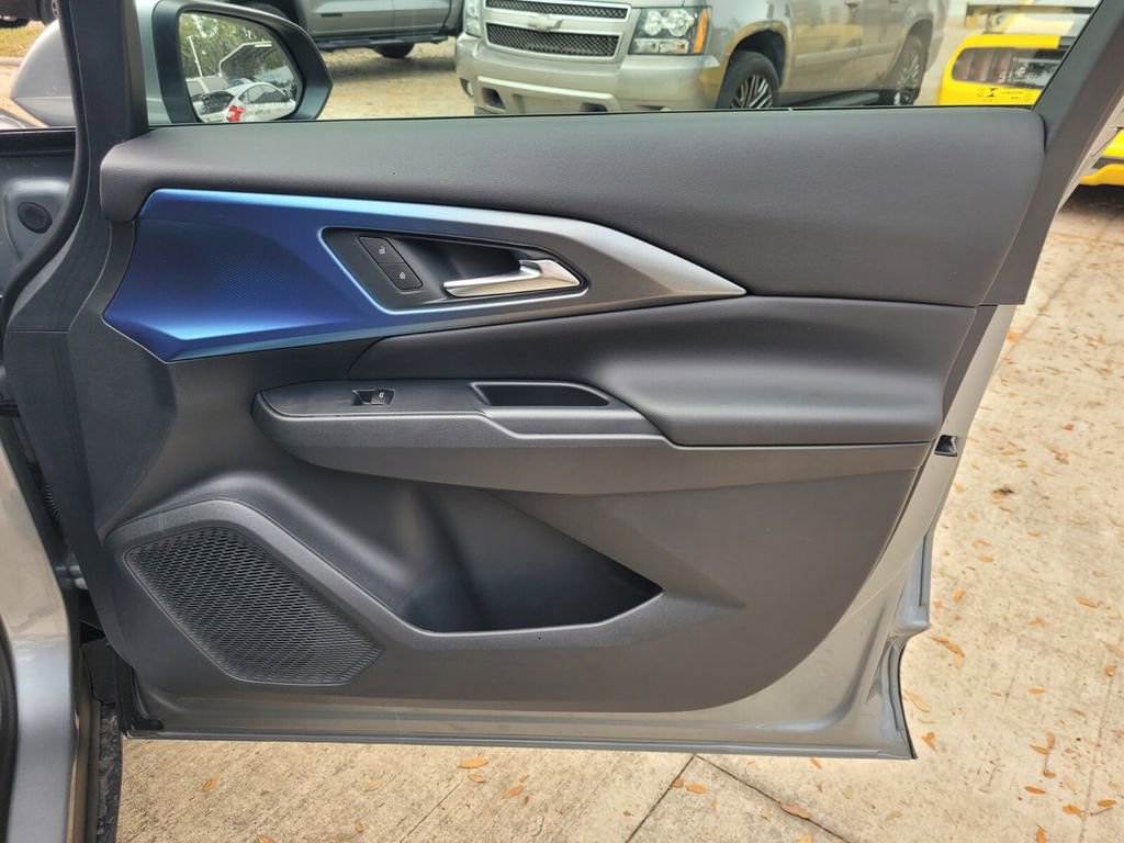 New 2026 Chevrolet Equinox EV LT FWD image 14